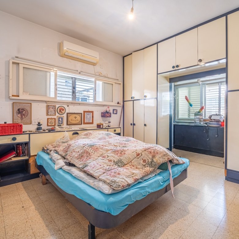 דירת 4.5 חדרים ברחוב הקליר